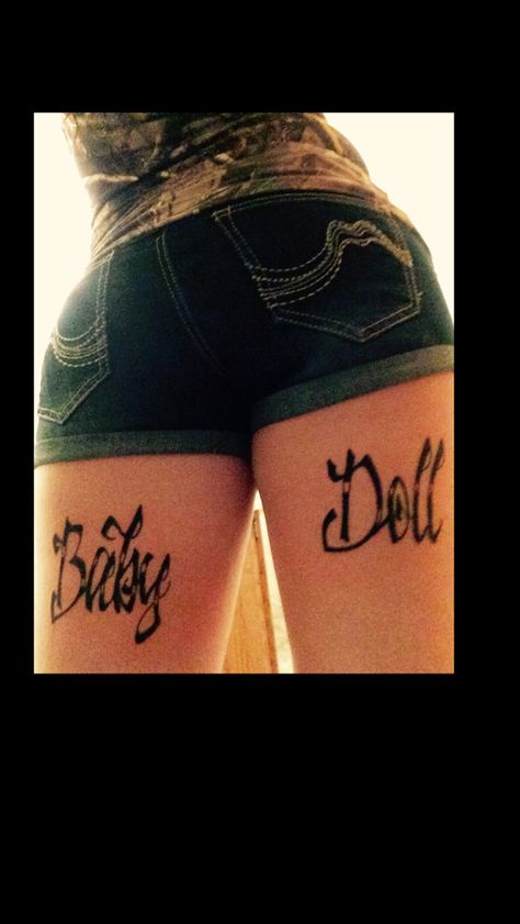 Baby doll thigh tattoo #babydoll #thigh Baby Doll Tattoo, Babydoll Tattoo, Back Of Thigh Tattoo, Back Of Leg Tattoos, Tattoo For Baby Girl, Girl Thigh Tattoos, Doll Tattoo, Body Is A Temple, Girly Tattoos