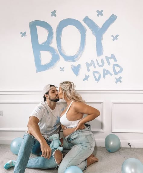 Elle Darby Pregnant, Instagram Gender Reveal Photo, Paint Baby Announcement, Painting Nursery Photoshoot, Painting Gender Reveal Ideas, Private Gender Reveal Photoshoot, Pregnacy Announcments Ideas To Family, Painting Pregnancy Announcement, Paint Gender Reveal Ideas