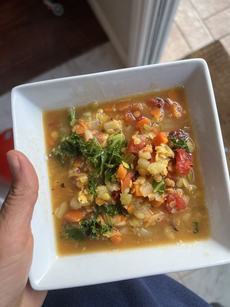 4 Week Gut Protocol Recipe: 5 Minute Lentil & Veggie Curry Soup (Red B Container!) - Fitness Fatale Four Week Gut Protocol, 4 Week Gut Protocol Recipes, Gut Protocol Recipes, 4 Week Gut Protocol, Gut Protocol, Veggie Curry, Curry Soup, Eat Salad, Veggie Soup