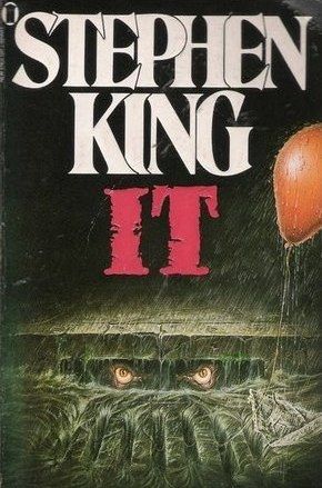 Maybe don't wait to read 'em before bed. It By Stephen King, Stranger Things Logo, Steven King, Stephen King Novels, Horror Book Covers, Stephen King Books, King Book, Horror Novel, Horror Book