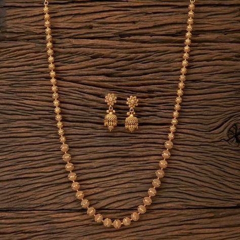 Long Gold Necklace Indian, Indian Long Necklace, Punjabi Jewelry, Necklace Long Gold, Long Gold Necklace, Perhiasan India, Antique Gold Jewelry Indian, Gold Necklace Indian, Gold Jewelry Simple Necklace