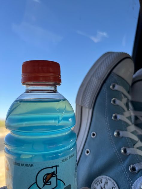 Blue Powerade Aesthetic, Gatorade Aesthetic, Blue Gatorade, Blue Pics, Blue Raspberry, Gatorade Bottle, Drink Bottles, Raspberry, Drinks