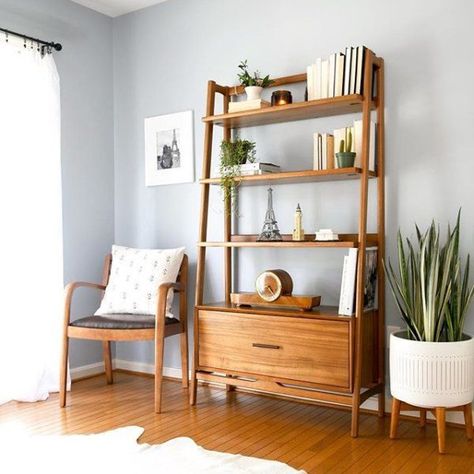 Mid Century Bookshelf, Wednesday Friends, Mid Century Modern Living, Interior Remodel, Living Modern, Mid Century Modern Living Room, Plywood Furniture, Living Room Decor Modern, Century Furniture