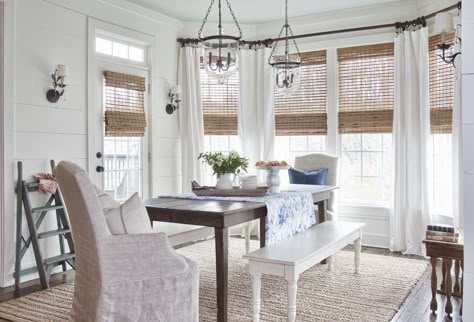 Stylish Budget Window Treatments | Get the look of farmhouse window treatments for under $50! Bay Window Treatments, Farmhouse Style Dining Room, Farmhouse Window Treatments, Curtains White, Dining Room Windows, Window Treatments Living Room, Bamboo Blinds, Victorian Bathroom, Farmhouse Windows