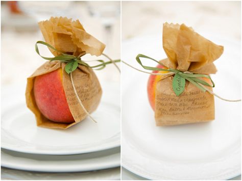 Garden Party inspiration, peach inspiration, place card ideas Peach Wedding Favors, Peach Party, Dinner Party Themes, Sweet Ideas, Dinner Themes, Peach Wedding, Vintage Bride, Just Peachy, Reception Decor