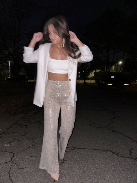 Party Outfits Night Pants, 21st Birthday Outfits Pants, White Sparkly Pants, Gold Glitter Pants Outfit, White Sequin Pants Outfit, Zara New Years Eve Outfit, Glitter Pants Outfit Night Out, Sparkly Trousers Outfit, White Glitter Outfit