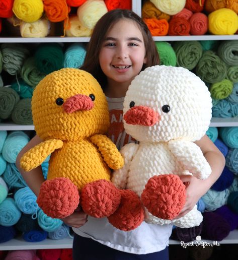 Crochet Patterns Blanket Yarn, Amigurumi Free Pattern Big Size, Giant Duck Crochet Pattern, Amigurumi Blanket Yarn, Bernat Blanket Yarn Amigurumi Patterns, Jumbo Amigurumi Pattern, Yellow Amigurumi Free Pattern, Crocheted Squishmallows, Free Jumbo Crochet Patterns