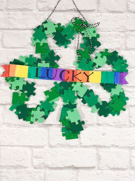 Paper Flowers Easy Kids, Make Paper Flowers Easy, Paper Flowers Easy, Adult Activities, Puzzle Piece Crafts, Front Door Diy, Shamrock Wreath, Shamrock Craft, Crafting Party