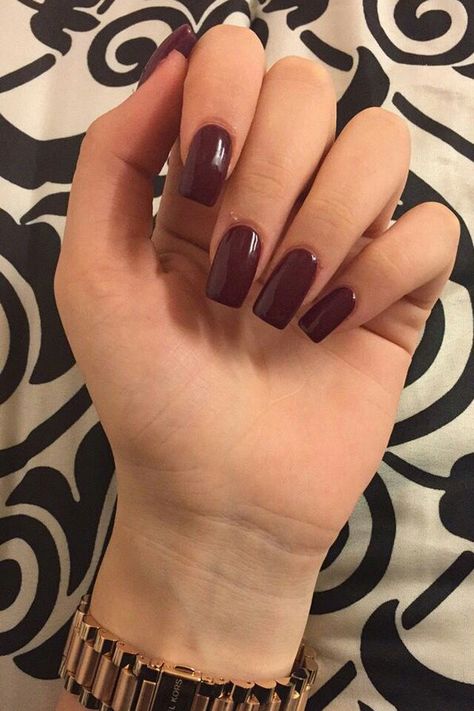 Neat skinny square nails Burgundy Nails, Super Nails, Nails Simple, Square Acrylic Nails, Prom Nails, Nails Short, Nail Shapes, Square Nails, Gorgeous Nails