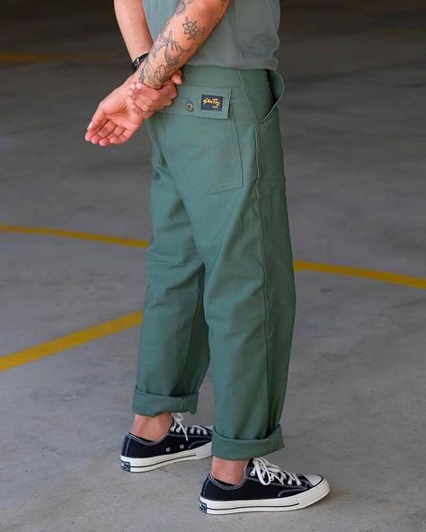 Men’s Cropped Pants Outfit, Converse Low Tops Outfit Men, Converse Low Tops Outfit, Converse Low Outfit, Tyler Style, Cropped Pants Outfit, Skateboard Fashion, Top Summer Outfits, American Workwear