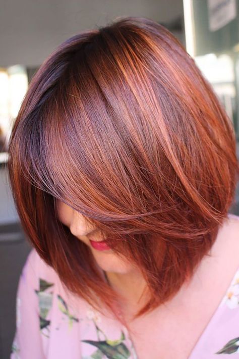 Coupes au Carré avec des Mèches Cuivrées Red Balayage Hair, Hair Color Auburn, Copper Hair Color, Hair Affair, Auburn Hair, Hair Color And Cut, Red Hair Color, Ginger Hair, Great Hair