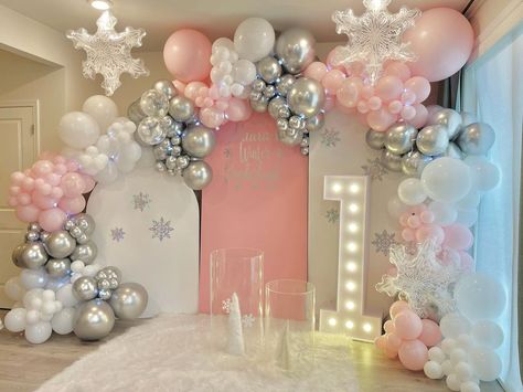 Winter Wonderland Decorations Birthday Party, Pink Winter Wonderland Backdrop, Pink Winterland Birthday Party, Winterwonder Land First Birthday, Winter Onederland Party Balloons, Winter Onederland Party Backdrop, Winter Onederland Party Decor, Winter Onederland Birthday Decorations, Winter Onederland Photo Backdrop