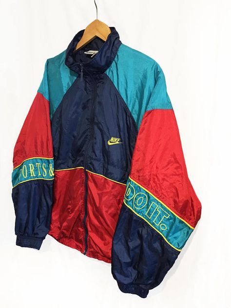 Nike Vintage Jacket, Vintage Jackets 90s, Vintage Jackets Retro, Windbreaker Tracksuit, Vintage Tracksuit, Nike Clothes Mens, Cher Horowitz, 90s Nike, Retro Sports