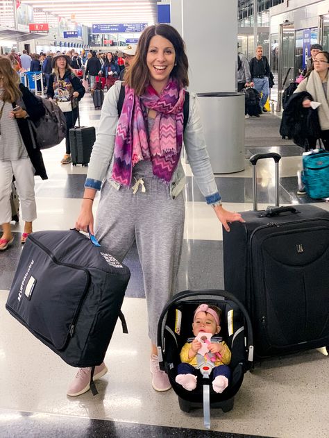 The best travel stroller is the UPPAbaby MINU, one of my 15 tips for traveling with a baby. I never knew how important a good stroller can be. These tips for traveling with a baby will make you next vacation a breeze. And you too will discover why the UPPAbaby MINU is the best travel stroller around. Uppababy Bassinet Nursery, Uppababy Minu V2, Nuna Stroller, Best Travel Stroller, Cribs Baby, Bob Stroller, Best Travel Clothes, Traveling With A Baby, Uppababy Stroller