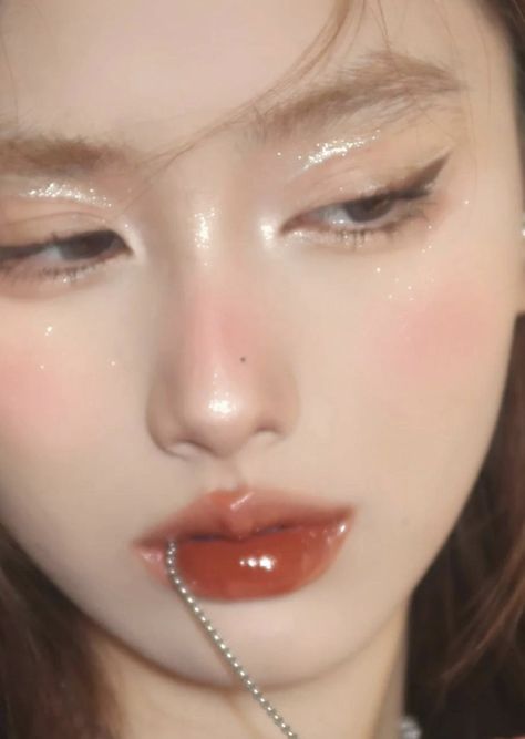 Aphrodite Makeup, Korean Makeup Trends, Disco Makeup, Makeup Layout, Outfit Ideas December, Goddess Makeup, Angel Makeup, Shein Finds, Shein Clothing Outfit