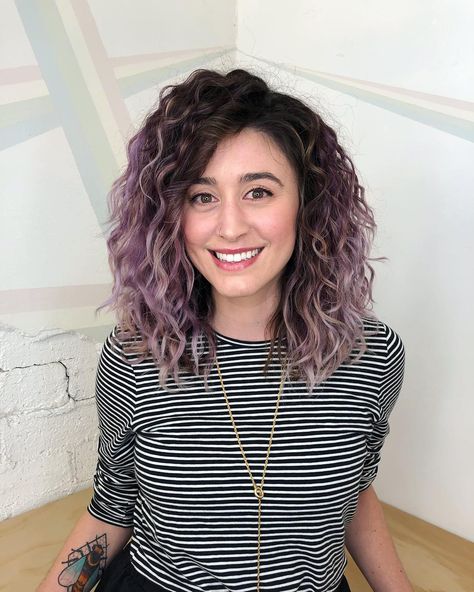 Pink Naturally Curly Hair, Lavender Balayage Curly Hair, Curly Hair Lavender Highlights, Hair Color Short Curly Hair, Growing Out Pink Hair, Short Curly Hair Purple Highlights, Bold Curly Hair Color, Purple Balayage Curly Hair Natural Curls, Colored Hair For Curly Hair