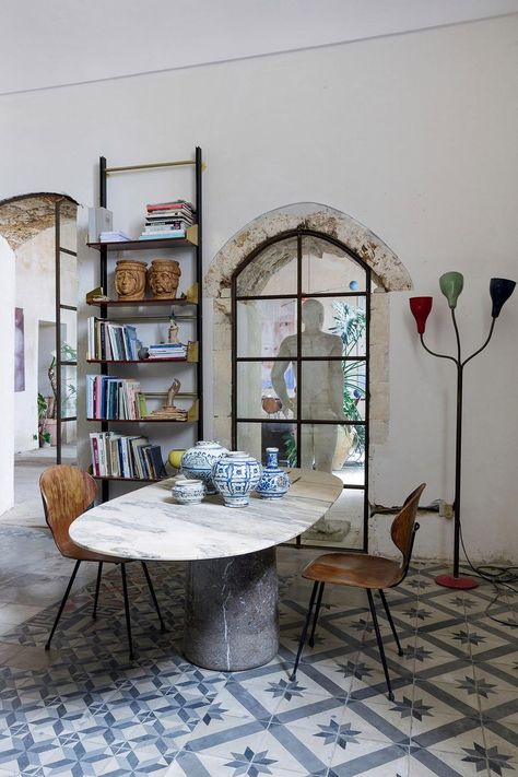 Artist Sergio Fiorentino's Sicilian studio and home that was once a former monastery - Vogue Australia Sicilian Home Interior, Sicilian Home Decor Interior Design, Sicilian House Interior, Sicilian Interior Design, Sicily Interior, Sicilian Interior, Sicilian Home, Sicilian Decor, Community Images