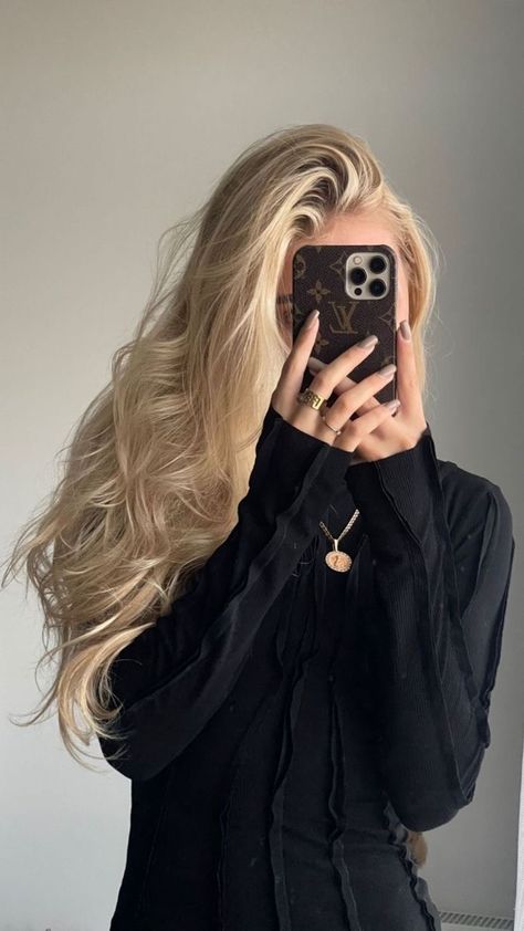 Long Healthy Hair Aesthetic Blonde, Healthy Blonde Hair, Hairstyles For All Hair Types, Hair Washing Routine, Blonde Aesthetic, Boys Of Tommen, Blonde Hair Inspiration, Haircuts For Long Hair, Dream Hair