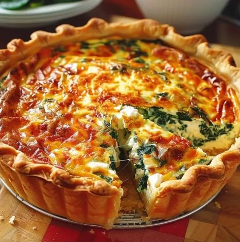 Quiche Lorraine Spinach, Light And Fluffy Quiche Recipes, Medieval Vegetarian Recipes, Authentic French Quiche Recipes, Quiche Presentation Ideas, Quiche Recipes No Cream, Quiche In A 9x13 Pan, Deep Dish Quiche Lorraine, Flour Tortilla Quiche