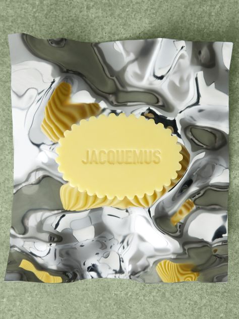 Jacquemus Christmas, Jacquemus 2024, Jacquemus Branding, Jacquemus Store, Jacquemus Aesthetic, Christmas Perfume, Perfume Adverts, Coco Oil, Paper Carrier Bags