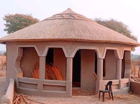 African Hut, Round House Plans, Black Architecture, Natural Architecture, Lodge Design, African House, Bamboo House Design, Urban Landscape Design, Afrique Art