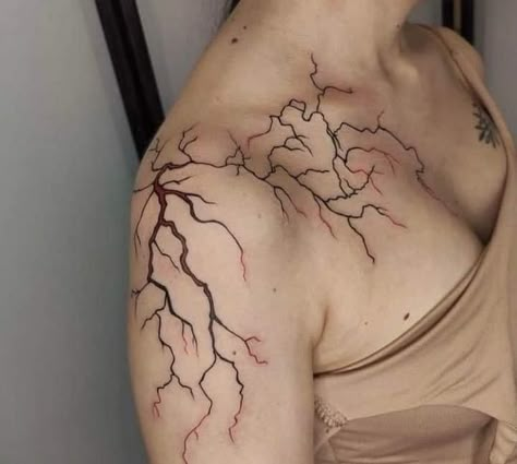 Lightning Tree Tattoo, Back Waist Tattoo, 2022 Tattoo Trends, Lightning Tattoo Shoulder, Lightning Tattoos, Waist Tattoo, Lower Back Tattoo, Emo Tattoos, Lightning Tattoo