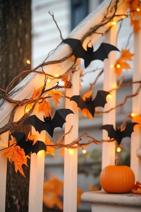 Diy Halloween Garland, Halloween Setup, Halloween Garland, Diy Garland, Diy Halloween, Halloween Diy, Halloween Decorations, Diy Decor, Festival