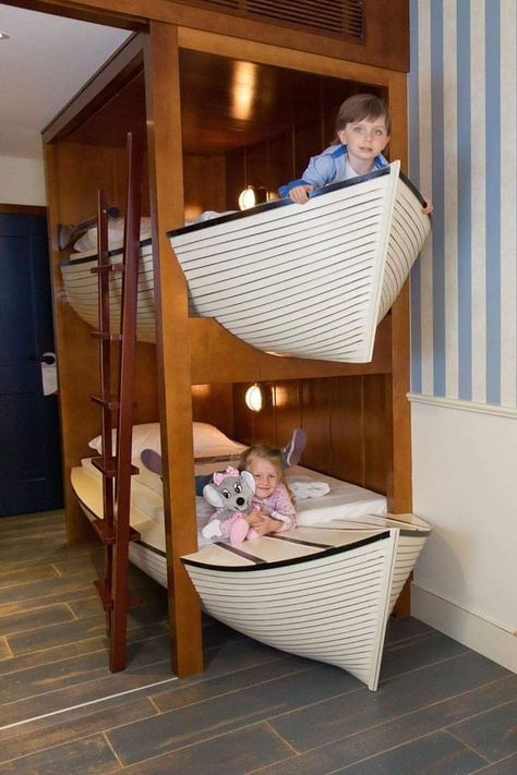 Mebel Antik, Boat Bed, Bunk Rooms, Hus Inspiration, घर की सजावट, Rustic Living, Childrens Bedrooms, 인테리어 디자인, Rustic Home Decor