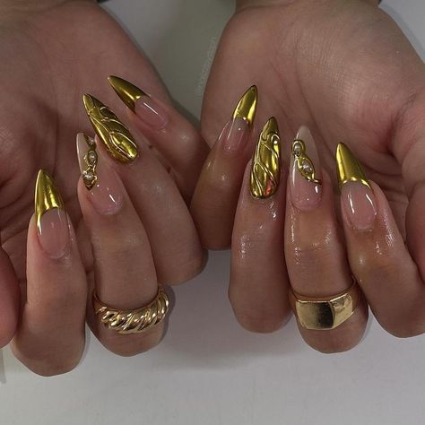 24k set for @lexdelvalle ⚜️✨ this gold set is giving everythinggggg snagged inspo from @thenailmuse.co 🤍 | Instagram Nails For March, March Nails Ideas, Stiletto Shaped Nails, Gold Manicure, Long Almond Nails, Gold Nail Designs, Drip Nails, Edgy Nails, Nails Today