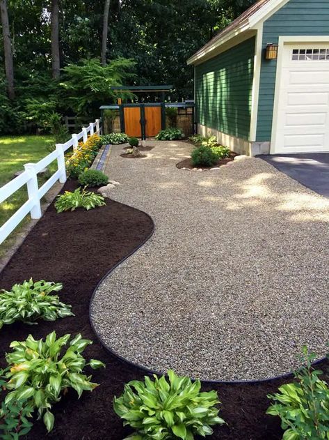 Small Landscaping Rocks Take The Pressure Of Heavy Rainfall #drainage #frontyard #landscaping #decorhomeideas Backyard Rock Garden, Small Front Gardens, Mulch Landscaping, Small Garden Landscape, Outer Limits, Front Garden Design, Rock Garden Landscaping, Front Yard Garden, Diy Landscaping