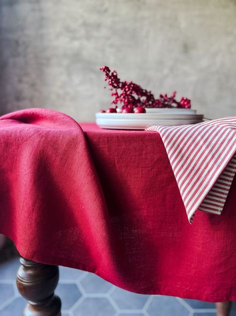 Stonewashed Christmas Linen Tablecloth in Stylish Dusty - Etsy Australia Red Tablecloth Christmas Table, Simple Edges, Round Christmas Tablecloth, Red Tablecloth, Christmas Table Linen, Christmas Tablecloth, Winter Table, Christmas Linen, Valentines Day Dinner