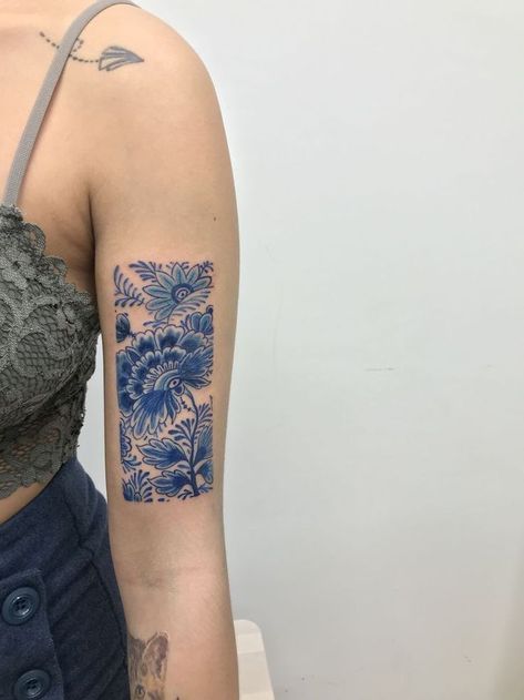 Blue Ink Tattoos, Yin Yang Tattoo, 16 Tattoo, Yang Tattoo, Blue Tattoo, Dainty Tattoos, 문신 디자인, Dope Tattoos, Simplistic Tattoos