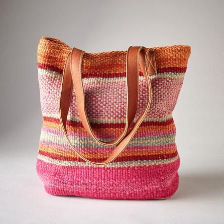 Raffia Crafts, Loom Love, Sacs Tote Bags, Handwoven Bag, Rigid Heddle Weaving, Wool Bags, Weaving Tutorial, Striped Bags, Woven Handbags