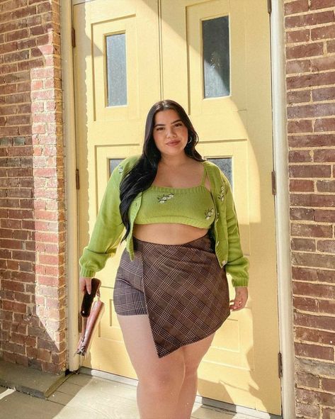 Plus Size Baddie Outfits Casual, Plus Size Aesthetic Outfits, Plus Size Baddie, Plus Size Baddie Outfits, Fotografi Digital, Look Plus Size, Elegante Casual, Curvy Girl Outfits, Curvy Girl Fashion