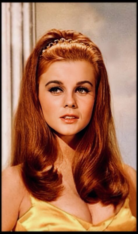 Vintage Hollywood Classics Ann Margret 1960s, Old Hollywood Glamour Aesthetic, Hollywood Glamour Aesthetic, Ann Margaret, 60s Girl, Theatrical Romantic, Old Hollywood Actresses, Classic Hollywood Glamour, Ann Margret