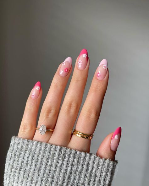 Latest Nails, Pink Nail Ideas, Hottest Nail Trends, Nail Pics, Baby Pink Nails, Aurora Nails, Natural Nail Designs, Cute Simple Nails, Daisy Nails