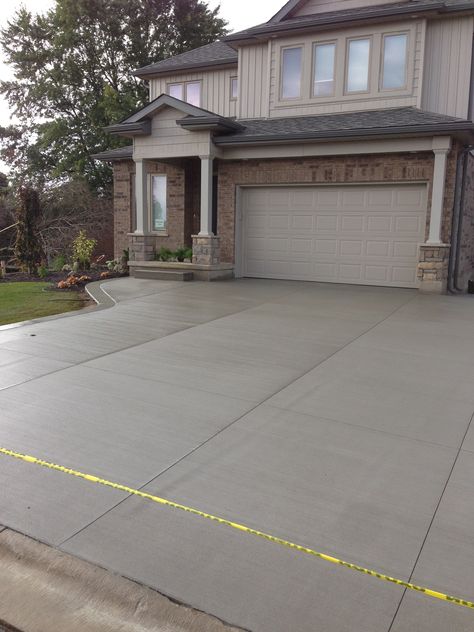 Drive Ways Ideas Driveways Front Yards, Cement Driveway, Stamped Concrete Patterns, Stamped Concrete Driveway, Driveway Ideas, Concrete Patio Designs, Concrete Patios, Driveway Paving, Concrete Walkway