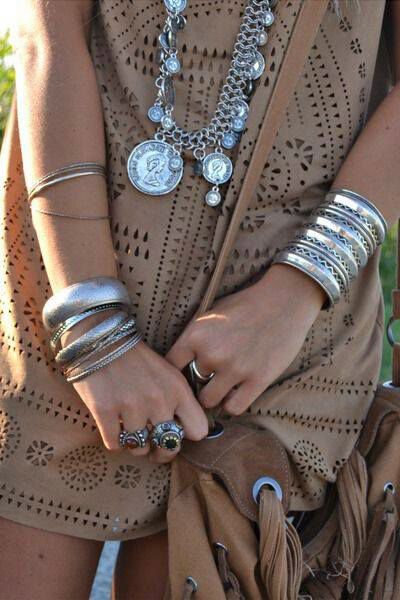 Stile Hippie Chic, Boho Chique, Estilo Hippy, Hippy Chic, Estilo Hippie, Paris Mode, Zara Bags, Mode Boho, غرفة ملابس