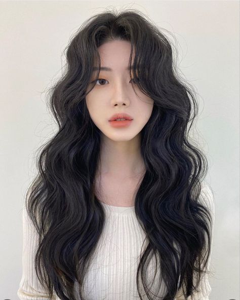 Mens Haircut Thin Hair, Asian Hair Perm, Curly Asian Hair, Korean Wavy Hair, Korean Makeup Trends, Korean Long Hair, Thin Hair Hairstyles, Long Hair Perm, Hairstyles Korean