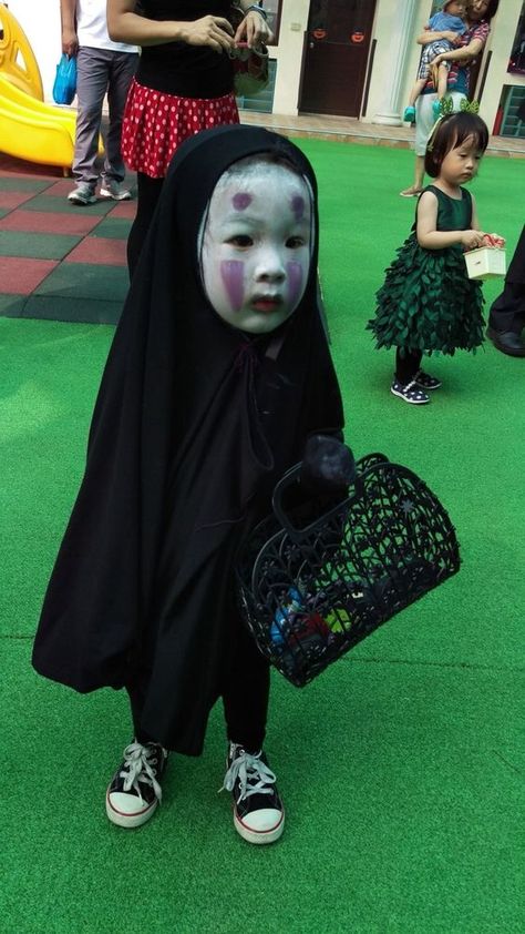 No Face Costume, Photoshop Fails, Kostum Halloween, Kostum Cosplay, Funny Photoshop, 밈 유머, Anime Halloween, Idee Cosplay, Girls Dress Up