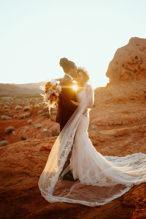 Saguaro National Park Elopement, Desert Sunset Wedding, Wedding Planner Website, Elopement Planner, Saguaro National Park, Boho Elopement, National Park Elopement, Park Elopement, Elopement Dress