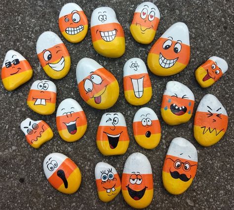 Candy corn Halloween painted rocks Halloween Rock Painting Ideas, Halloween Rock Painting, Halloween Painted Rocks, Corn Painting, Candy Corn Halloween, Halloween Wood Crafts, Diy Rock Art, Halloween Rocks, Painted Rocks Kids