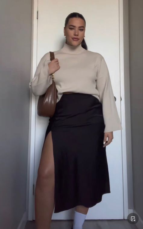 Simple Classy Outfits Plus Size, Timeless Fashion Curvy, Fall Style 2023 Midsize, Thick Skirt Outfit, Black Dress For Midsize, Elegant Outfit Casual Classy Plus Size, Curvy Mid Size Outfits, Plus Classy Outfits, Fashion Inspo Outfits Minimal Chic Plus Size