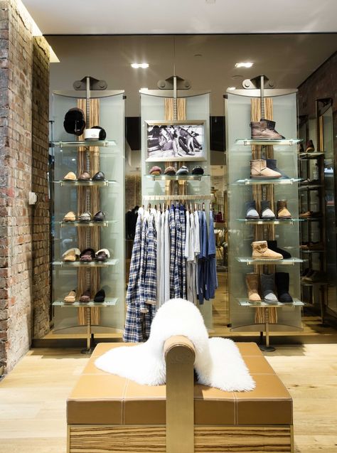 Ugg Australia flagship store by CoMa, Melbourne – Australia » Retail Design Blog Ugg Store, Healthy Recipes For Two, Metal Cladding, Recipes For Two People, Warm Interior, Merch Ideas, Interior Display, Shop Window Design, Retail Store Design