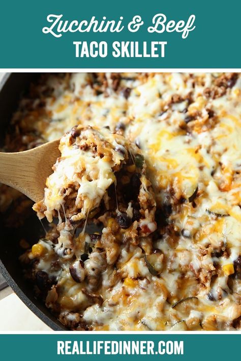 This zucchini and beef taco skillet is super simple and delicious, this flavorful skillet recipe will become a family favorite! Beef Taco Skillet, Taco Skillet, Ground Beef Enchiladas, Skillet Dinner Recipes, Ground Beef Stroganoff, Beef Taco, Beef Enchiladas, Ground Beef Recipes Easy, Tacos Beef