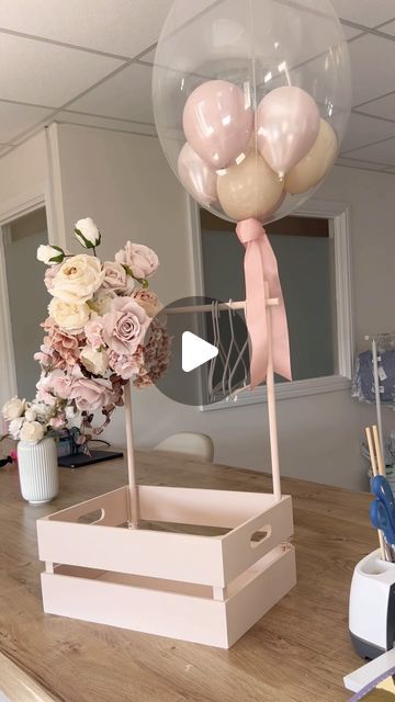 Louise Gough on Instagram: "I can’t even explain how much I loved making this 😂😂😂 

I could have kept going and adding things all day, But time we on whilst I was making this, but what do we think? 

Training members if we want a full video on this, I’ve another 5 to make 😂 let me know lol

#baby #babyshower #babyshowergift #babygift #newborn #newborngifts #balloons #babyshowerballoons #heliumballoons #personalisedballoons" Gift Stand Ideas, Baby Boy Gifts To Make, How To Make A Gift Basket Look Full, Newborn Diy Gifts, Cute Baby Gift Basket Ideas, Newborn Gift Basket Ideas, How To Make Gift Hampers, Newborn Decoration Ideas, Baby Hamper Ideas Baskets