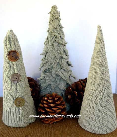 Sweater Christmas Tree Cone   20 More Ideas - Remodelando la Casa Sweater Christmas Trees, Old Sweater Crafts, Christmas Nature, Christmas Cones, Fabric Christmas Trees, Cone Christmas Trees, Old Sweater, Christmas Tree Crafts, 12 December