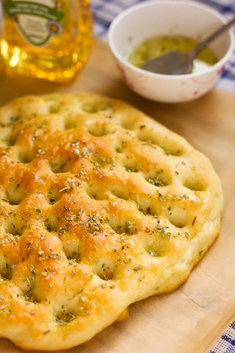 Easy Focaccia Bread, Easy Focaccia Bread Recipe, Easy Focaccia, Homemade Focaccia Bread, Focaccia Bread Recipe, Pembuat Roti, Cooking Homemade, Focaccia Bread, Easy Bread Recipes