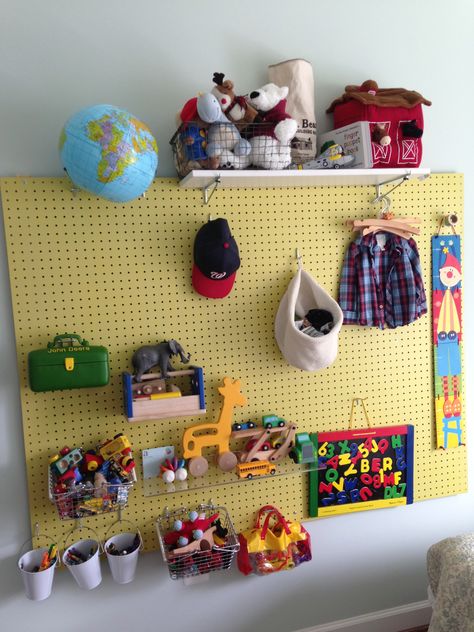 JB's pegboard toy storage Baskets On Wall For Storage, Organize Toddler Toys, Diy Toy Storage, Toy Storage Solutions, Clever Kids, Wall Hanging Storage, Toys Storage, Toy Storage Organization, Creative Organization