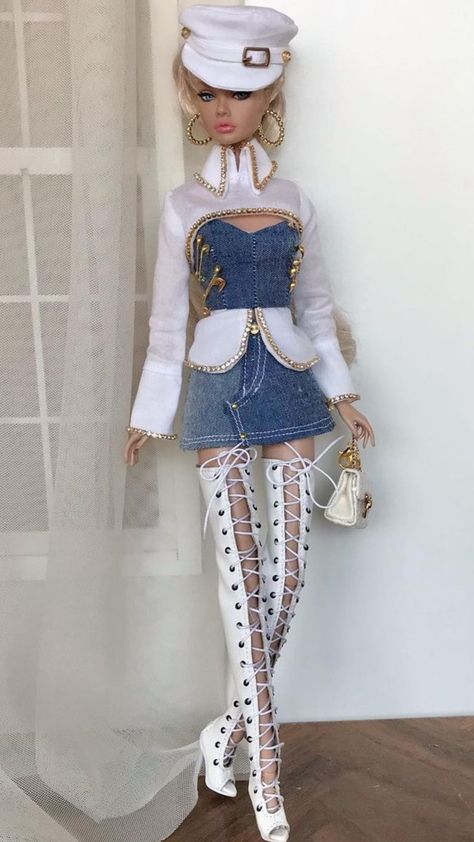 Denim Barbie Outfit, Barbie Jeans, Barbie Wardrobe, Barbie Dolls Diy, Barbie Outfits, Glamour Dolls, Im A Barbie Girl, Doll Clothes Barbie, Vintage Couture